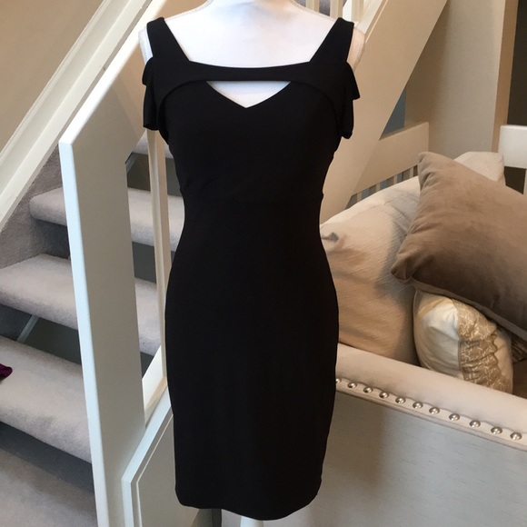Dresses & Skirts - Black cocktail dress size 6
